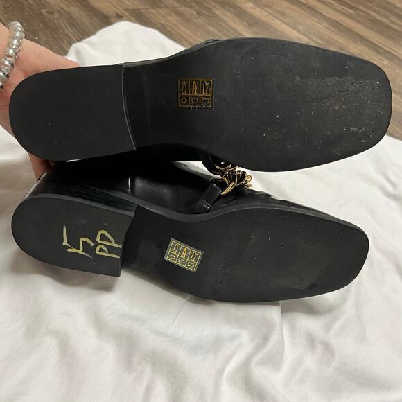 JEFFREY CAMPBELL Emrys Chelsea Boots Black High Shine Leather Gold Chain Size 6 - Picture 8 of 10